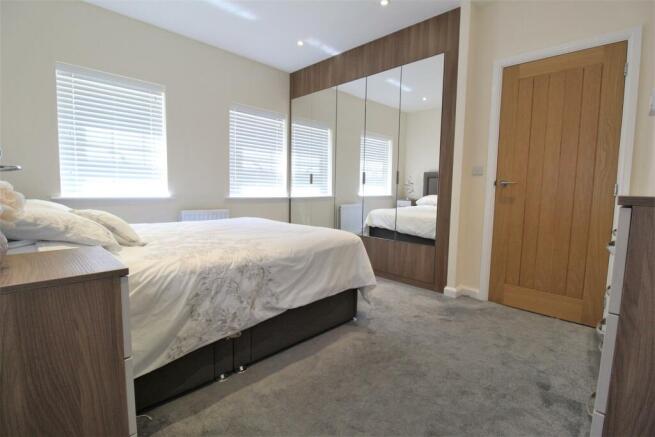 Bedroom 1.2.jpg