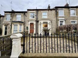35, Dog Kennel Bank, Huddersfield HD5 8JB