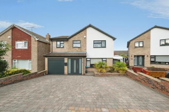 5 bed Detached for sale in rotherham