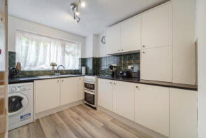 11, Warwick Gardens, Thames Ditton KT7 0RA