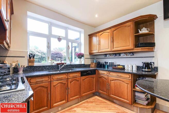 kitchen3.jpg