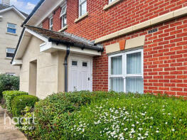 9, Stapleford Close, Chelmsford CM2 0RB
