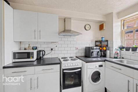 Leigh Hunt Drive, London