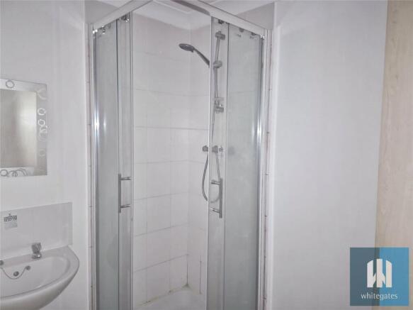 2 bed Apartment for sale Image 7