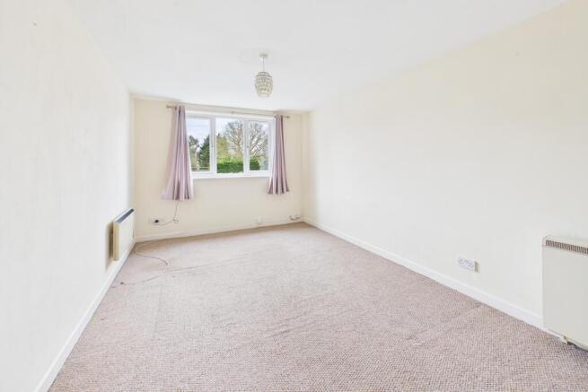 CAM02545G0-PR0576-STILL003