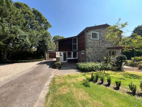 4 bed Detached to rent in ainderby steeple