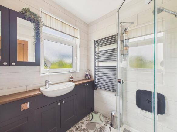 3 bed Terraced for sale Image 12