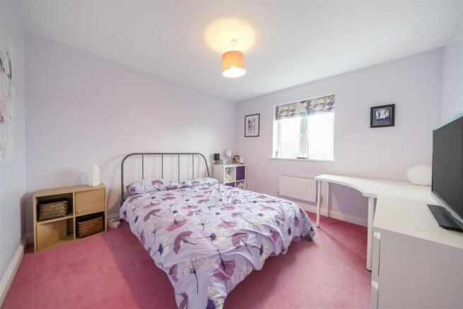 67 Northampton Road, Towcester