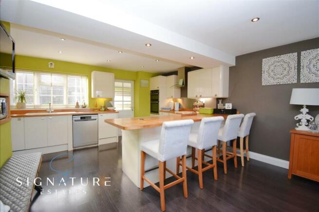 Kitchen/Dining