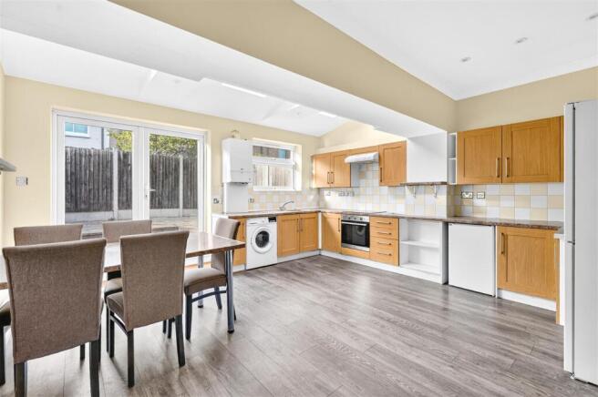 Kitchen/Dinning Area