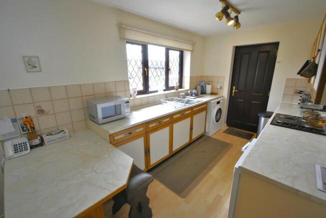 Photo 8