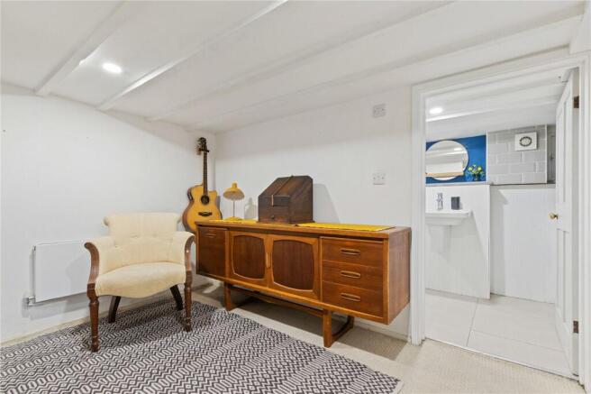 Study/Ensuite