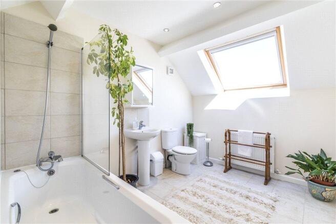 Master En-Suite