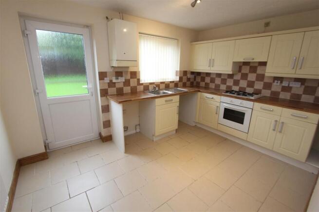24 MEADOW WAY 003.JPG