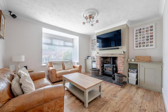 4 bed Semi-Detached for sale Image 4