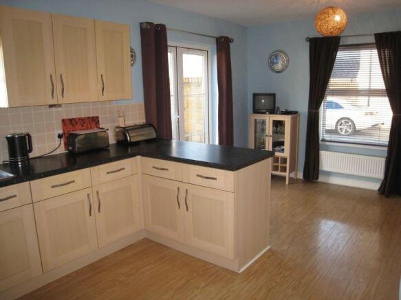 Kitchen / Diner2