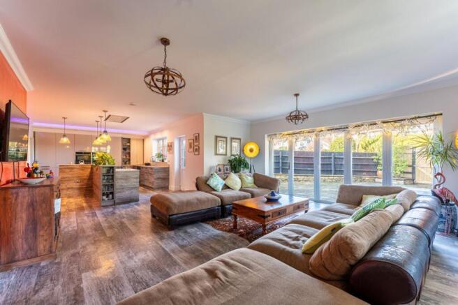 Open Plan Lounge/Kitchen/Dining
