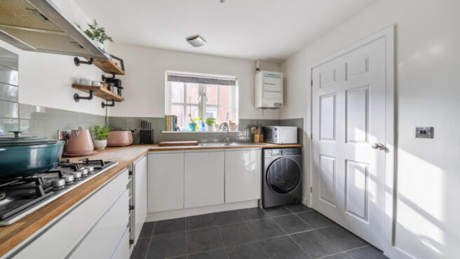Cedar Walk, Ipswich, IP6 8BF photo 4