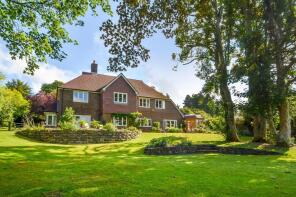 19, Leydene Park, East Meon, Petersfield GU32 1HF