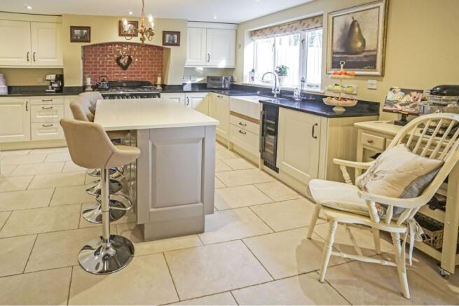 Kitchen/Breakfast