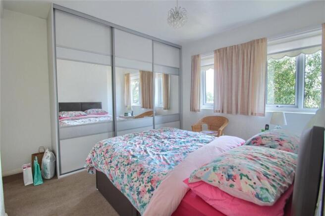 3 bed Semi-Detached for sale Image 7