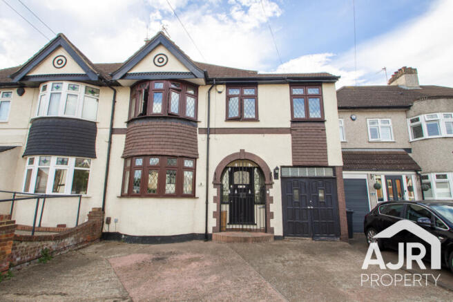 3 Bedroom Semi Detached for Rent