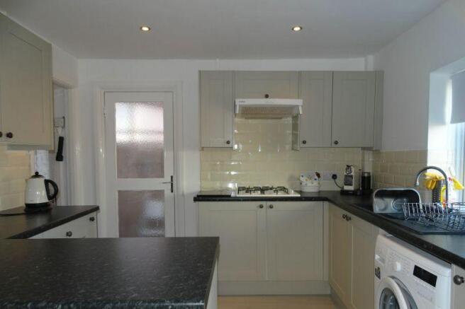 KITCHEN/BREAKFAST RO
