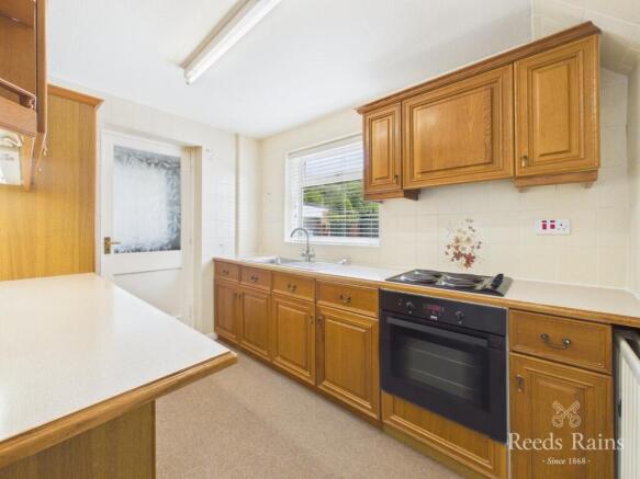 3 bed Semi-Detached for sale Image 4