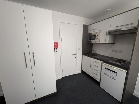 Flat to rent Image 4