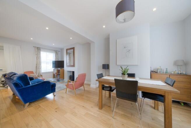 Common Road, Claygate, Esher, Surrey, KT10 photo 4