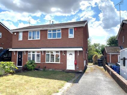 Darsham Gardens, Westbury Park, Newcastle, ST5 4LW