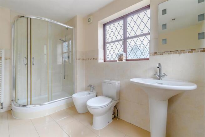 8469923-interior13.jpg