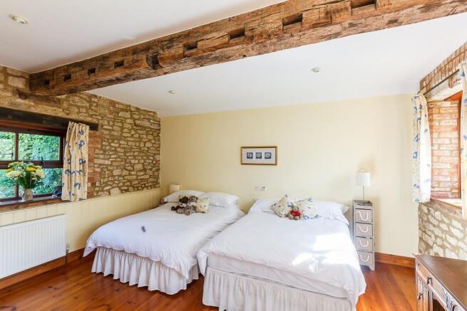 8306371-interior17-800.jpg