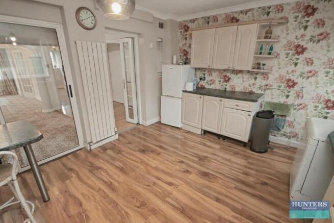 3 bed Terraced for sale Image 9