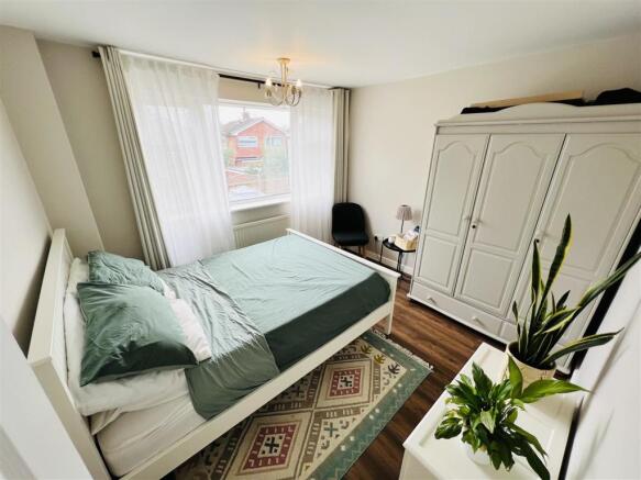 Bedroom 1A.JPG