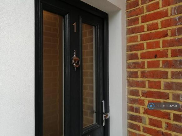 Flat Front Entrance