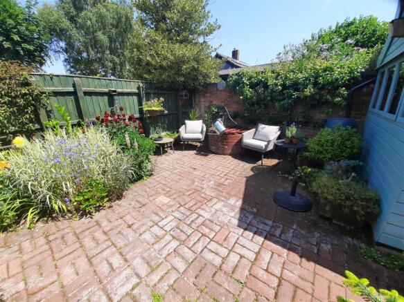 Side And Rear Gardens