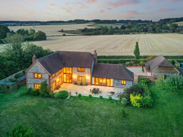 Rear Aspect and View