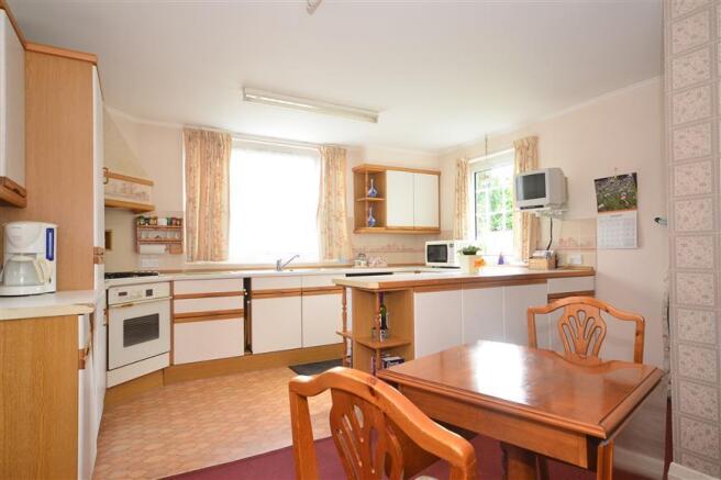 Kitchen/Breakfast Room