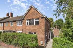 19, Allnutt Way, London SW4 9RG
