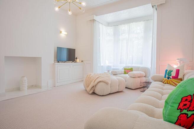 3 bed Semi-Detached for sale Image 9