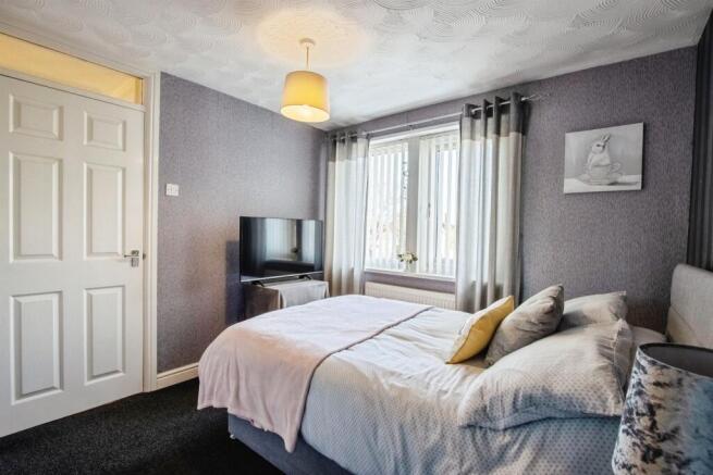 2 bed Semi-Detached for sale Image 12