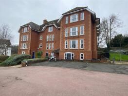 Flat 16, 139 Ashgrove, Worcester Road, Malvern WR14 1ET