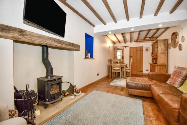 2 bed Terraced for sale Image 5