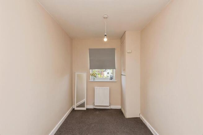 2 bed Terraced for sale Image 8