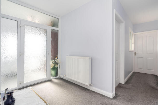 9 Sunnybank Avenue
