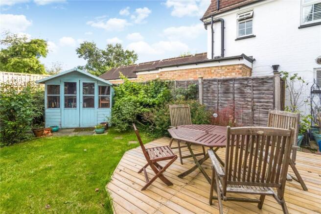 Decking/Garden