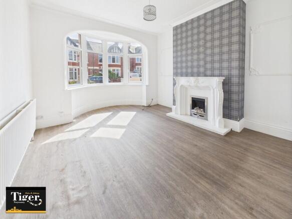 CAM03440G0-PR0339...