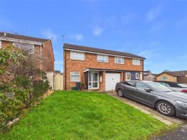 2, Berry Lawn, Gloucester GL4 5YE