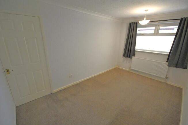 2 bed Detached Bungalow for sale Image 9